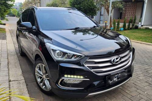 Used 2016 Hyundai Santa Fe CRDi AT 4WD