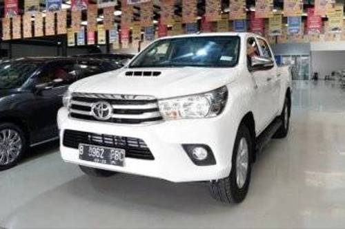 Used 2018 Toyota Hilux 2.4L DSL Single Cab 4x2 MT