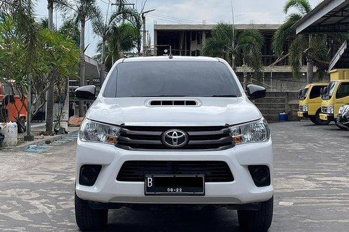 2017 Toyota Hilux Double Cabin G 2.5L MT bekas