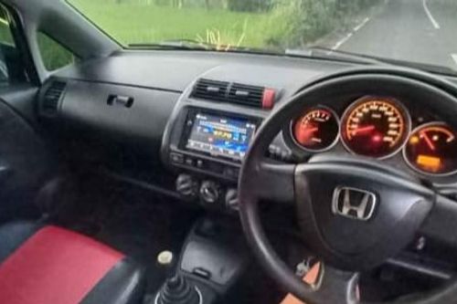 2007 Honda Jazz 1.5L VTEC MT bekas