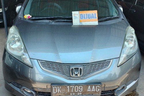 2010 Honda Jazz  1.5 GE8 AT bekas