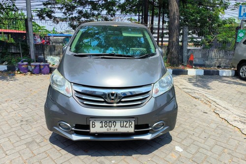 2013 Honda Freed  G83 1.5 E AT bekas