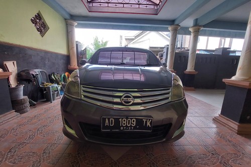 2012 Nissan Grand Livina 1.5 HWS MT bekas