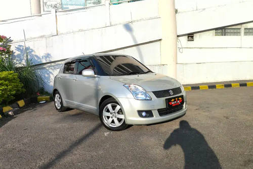 2010 Suzuki Swift  ST AT bekas