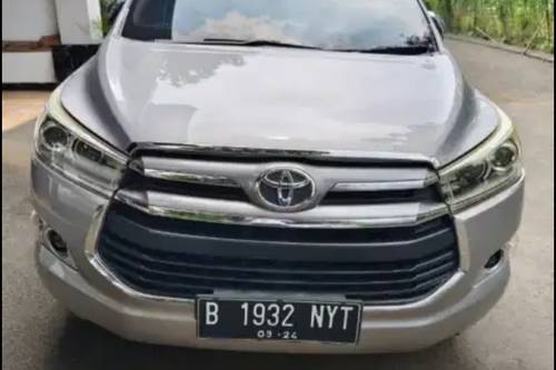 2016 Toyota Kijang Innova 2.0 Q A/T BASIC bekas