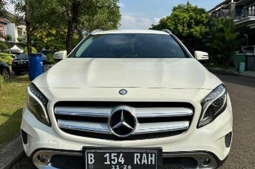 2019 Mercedes Benz GLA 200 AMG bekas