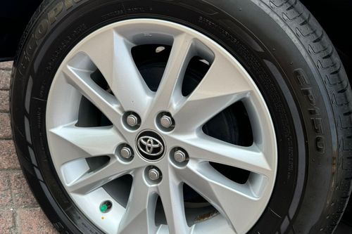 2017 Toyota Kijang Innova REBORN 2.0 V MT bekas