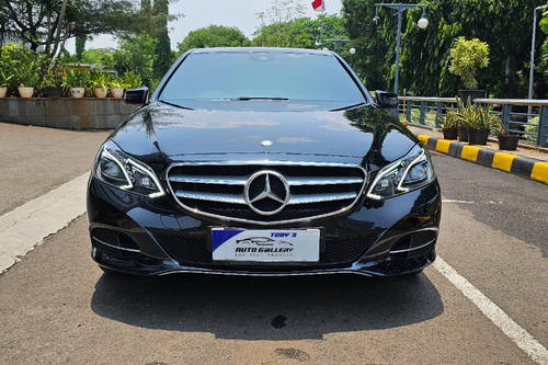 2015 Mercedes Benz E-Class  250 AVG AMG STYLE bekas