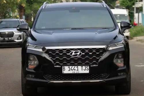 2019 Hyundai Grand Santa Fe 2.2 CRDI AT Diesel bekas