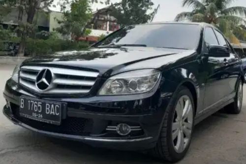 Second hand 2011 Mercedes Benz C-Class C 200 CGI CLASSIC 