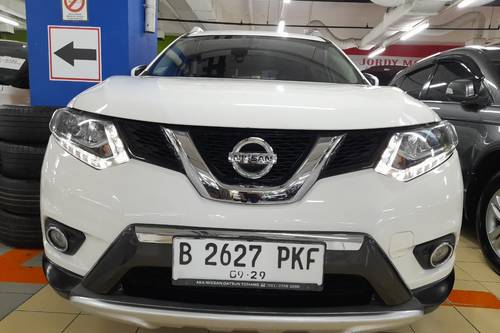 2018 Nissan X Trail  2.5 CVT bekas