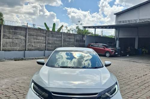 2017 Honda City Hatchback RS CVT bekas