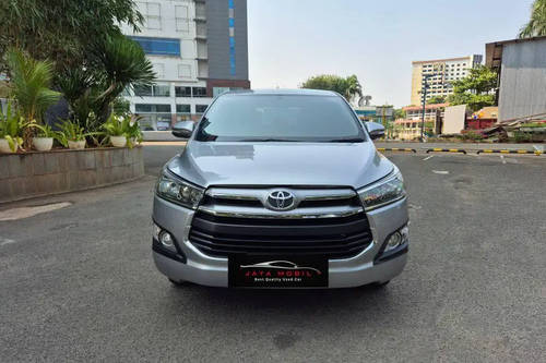 2016 Toyota Kijang Innova V Luxury A/T Gasoline bekas