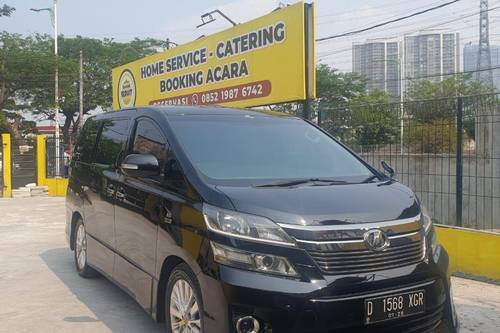 2014 Toyota Vellfire 2.4L ZG AT bekas