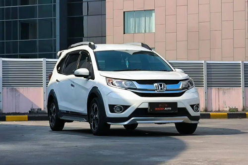 Beli mobil bekas