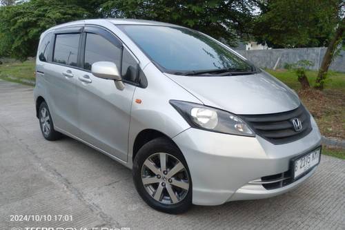 2012 Honda Freed  SD bekas