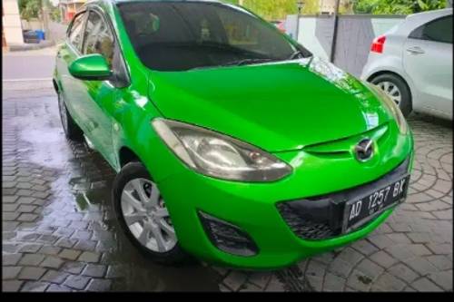 2010 Mazda 2 Hatchback  HATCHBACK 1.5 S MT bekas