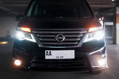 2015 Nissan Serena  2.0L Highway Star AT bekas