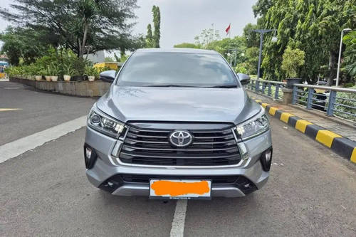 2021 Toyota Kijang Innova V A/T Diesel bekas