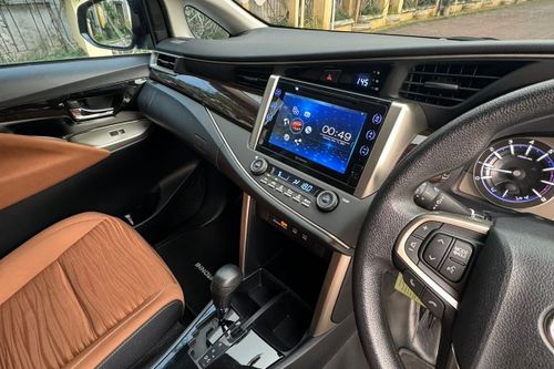 2019 Toyota Innova BENSIN V 2.0 AT bekas