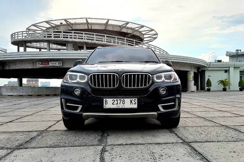 2015 BMW X5 xDrive40i xLine bekas