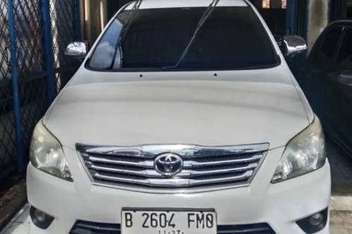 2012 Toyota Innova G AT bekas