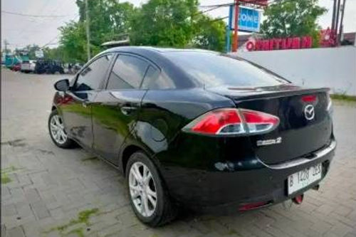Second hand 2010 Mazda 2 Sedan R 1.5 AT 