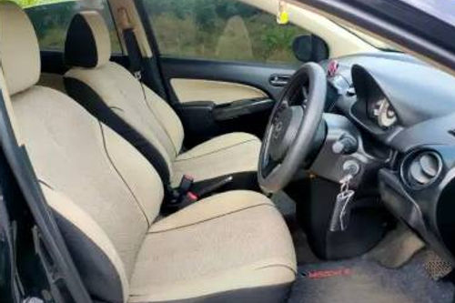 Used 2010 Mazda 2 Sedan R 1.5 AT