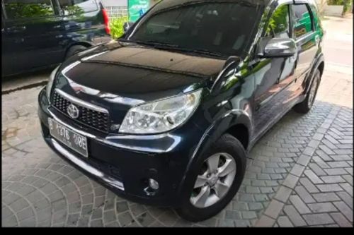 Dijual 2011 Toyota Rush S AT bekas