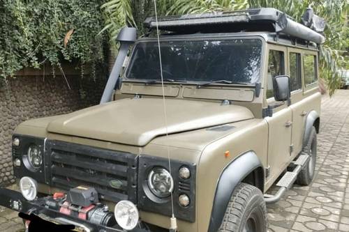 1997 Land Rover Defender 110 2.2 MT bekas