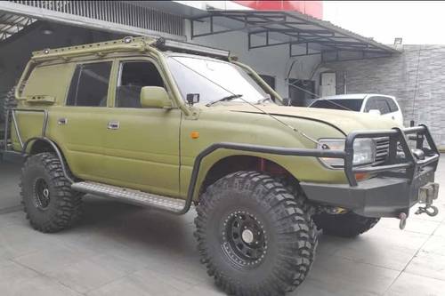 Used 1995 Toyota Land Cruiser 100 Standar 4.2L MT