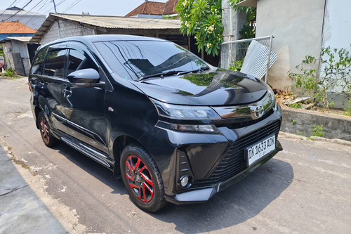 Used 2020 Toyota Veloz 1.5L MT