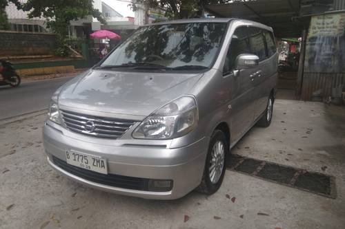 2008 Nissan Serena  2.0L Highway Star bekas