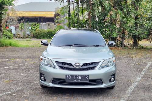 2012 Toyota Corolla Altis V 2.0L AT bekas