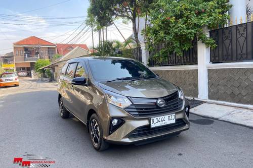 2024 Daihatsu Sigra 1.2 R MT bekas