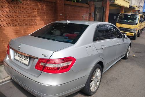 2010 Mercedes Benz E-Class 200 Exclusive Line bekas