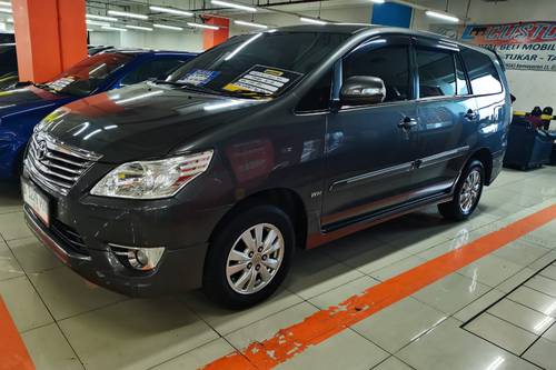 2013 Toyota Innova BENSIN G LUXURY 2.0 AT bekas