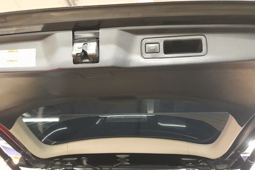 Second hand 2016 Toyota Fortuner 4X2 2.4 VRZ AT DIESEL 