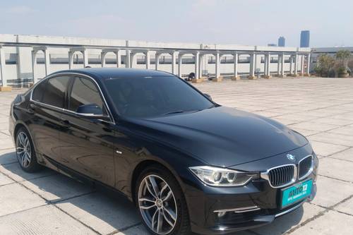 Used 2013 BMW 3 Series Sedan  328i LUXURY