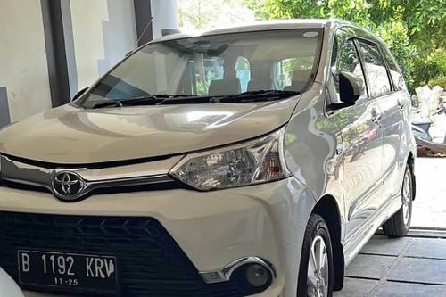 Used 2015 Toyota Veloz 1.3 AT GR Limited