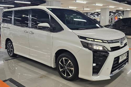 Used 2018 Toyota Voxy 2.0L AT