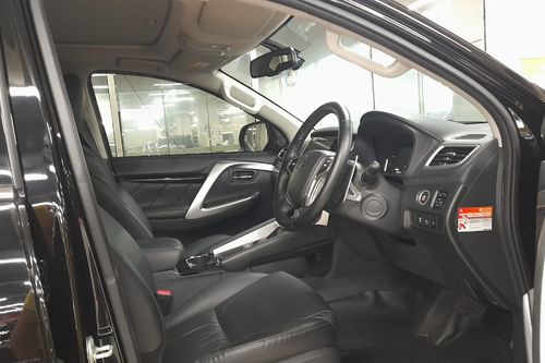 2023 Mitsubishi Pajero Sport Dakar AT 4x2 bekas