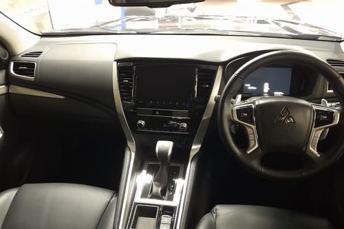 2023 Mitsubishi Pajero Sport Dakar AT 4x2 bekas