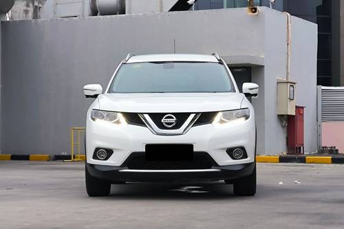 2015 Nissan X Trail 2.5L CVT AT bekas