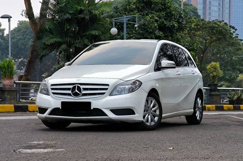 2013 Mercedes Benz B-Class  200 bekas