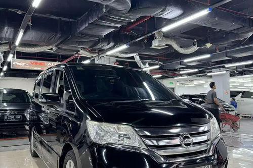 Second hand 2014 Nissan Serena 2.0L Highway Star AT 