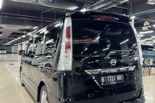Used 2014 Nissan Serena 2.0L Highway Star AT