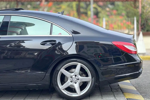 2012 Mercedes Benz CLS-Class 350 AMG Line bekas