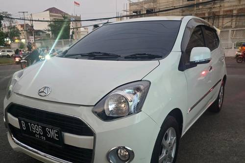 2016 Daihatsu Ayla 1.0L X MT bekas