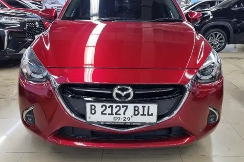 2019 Mazda 2  R SKYACTIV AT bekas